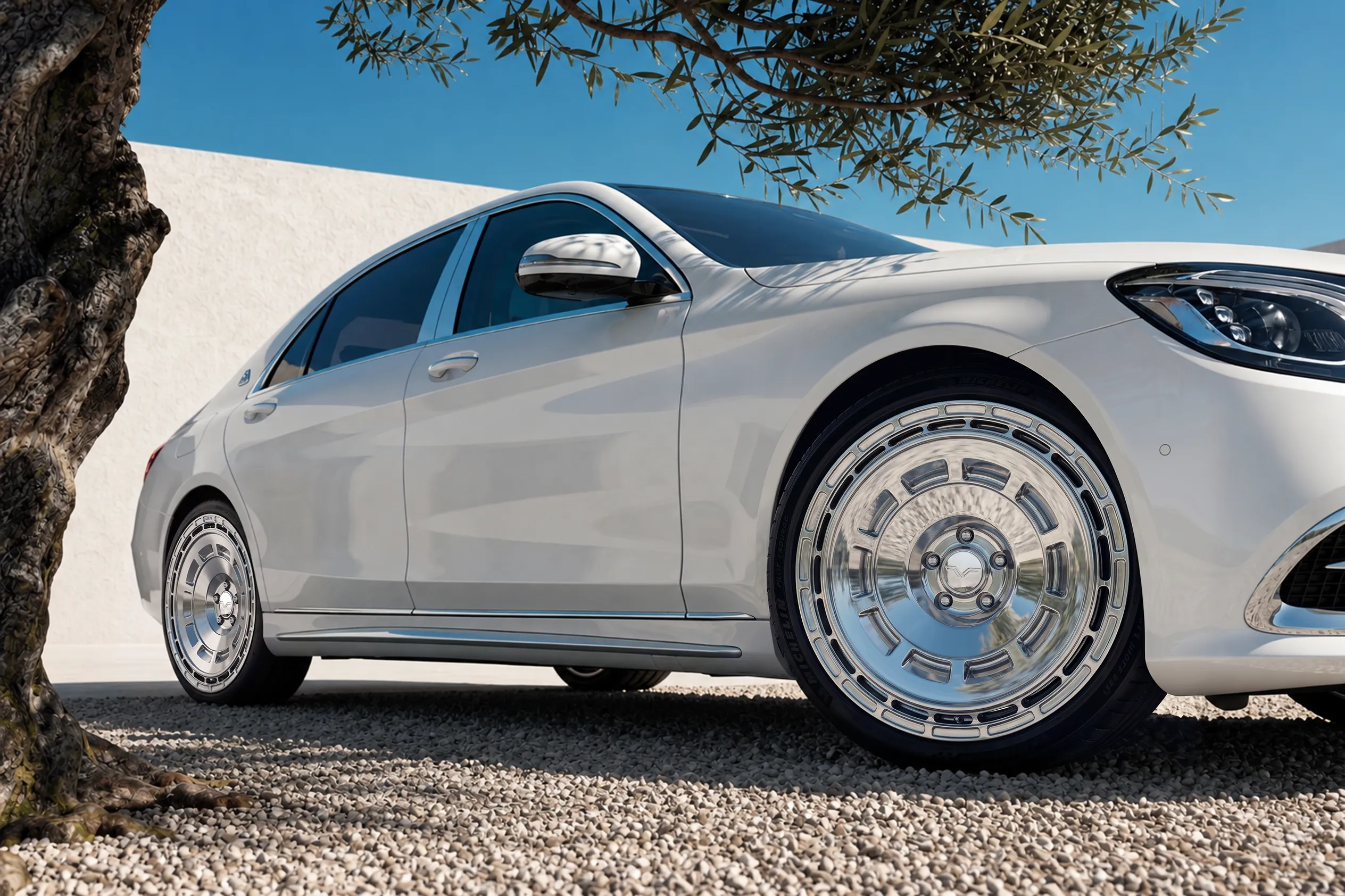 Maybach S 680