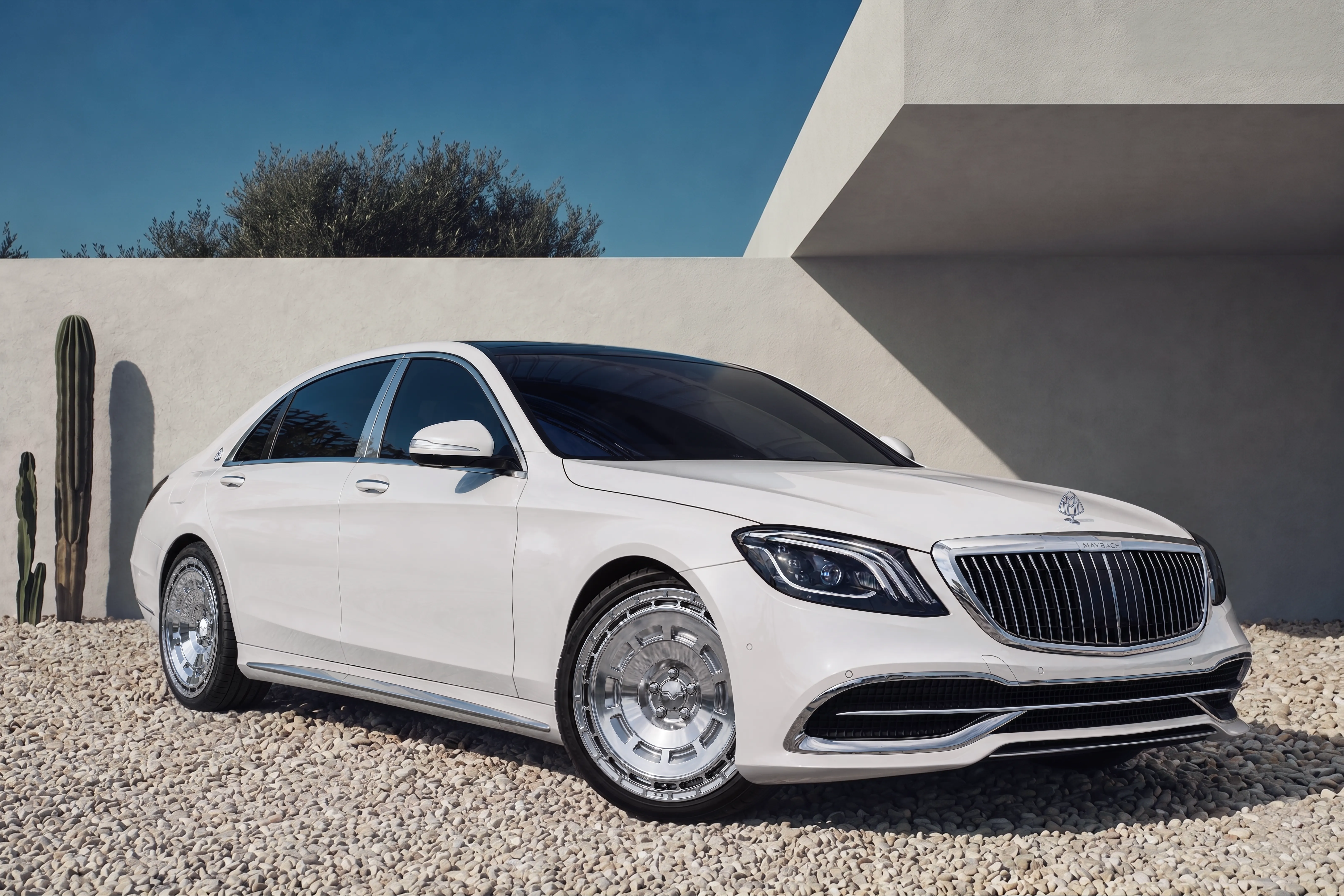 Maybach S 680