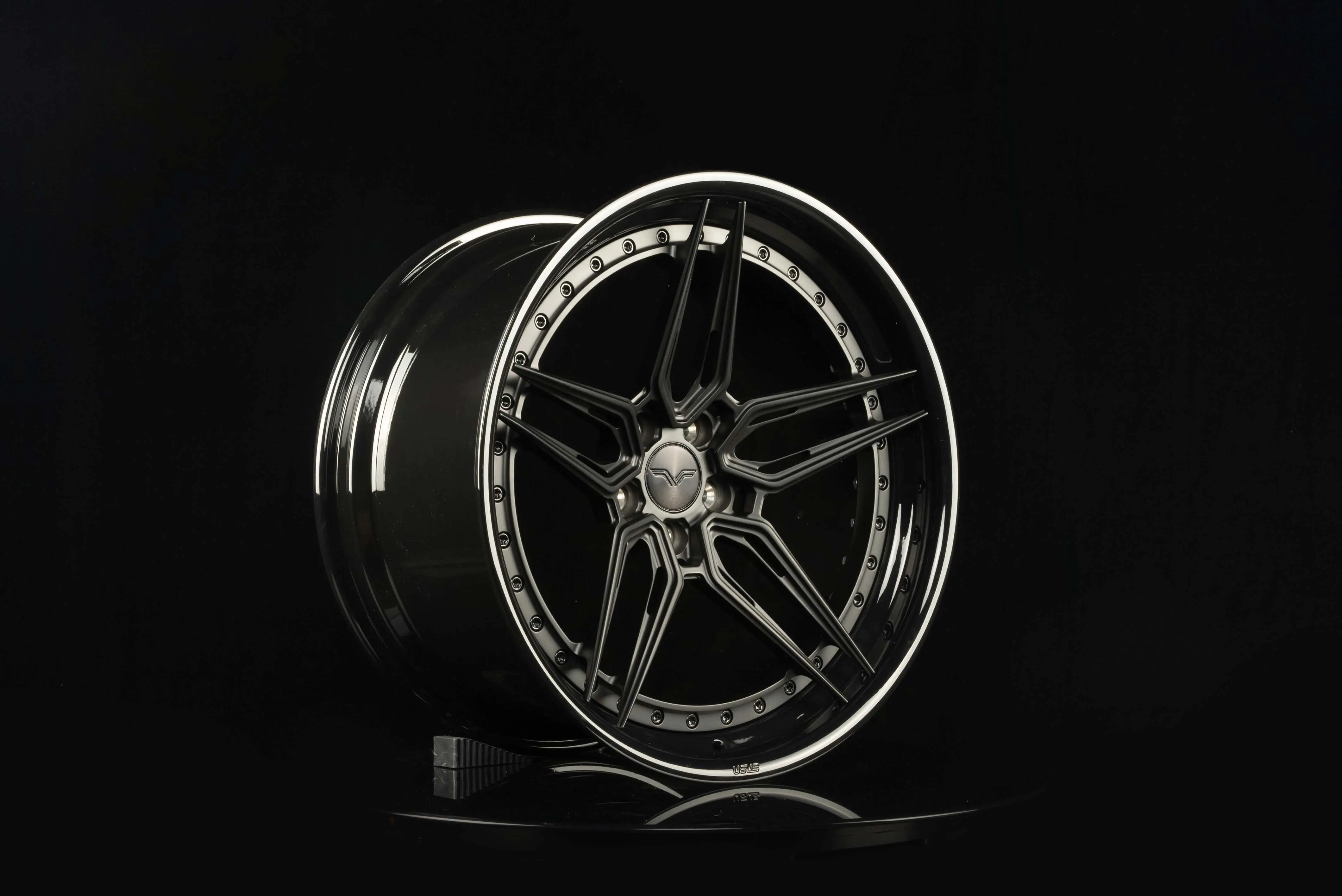 USUS-12S